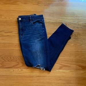 American Eagle Next Level High Waisted Jegging.These are in great condition.